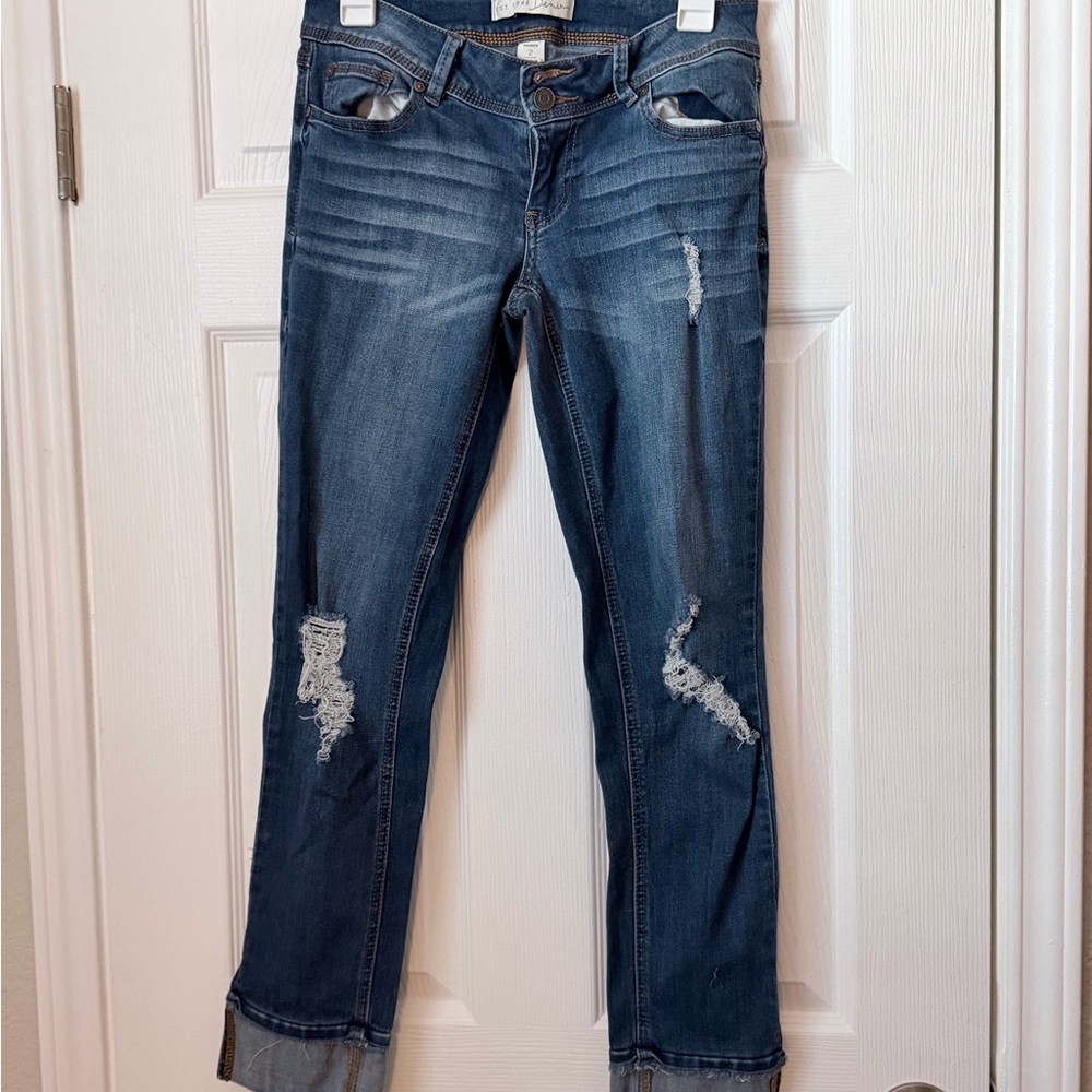 Trendy Dark Blue Distressed Ankle Jeans